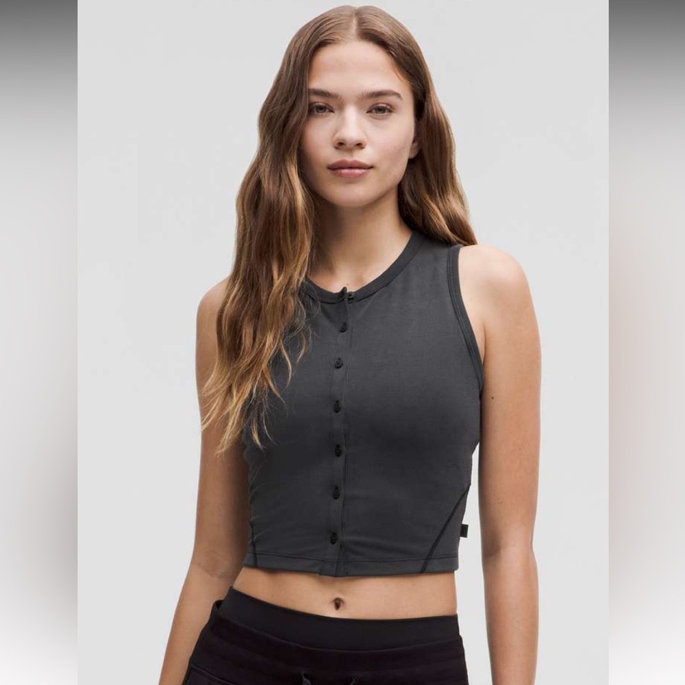 NWT Lululemon Soft rubbed button-front tank